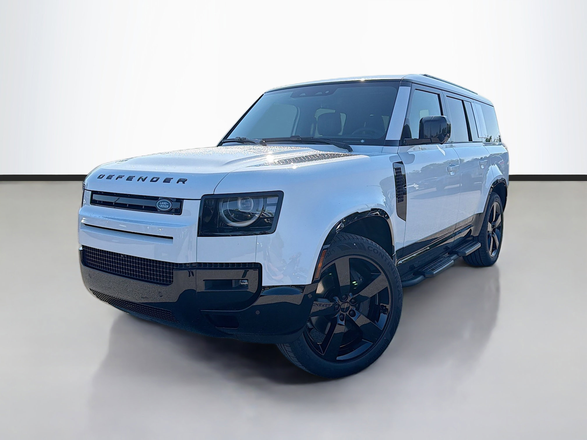 New 2026 Land Rover Defender 130 X-Dynamic SE image 1