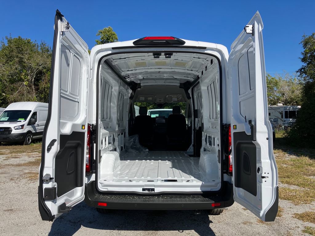 New 2026 Ford Transit 250 148 Medium Roof image 10
