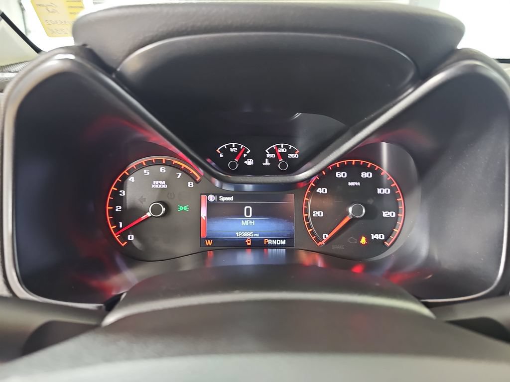 Used 2015 GMC Canyon SLE AWD/4WD image 23