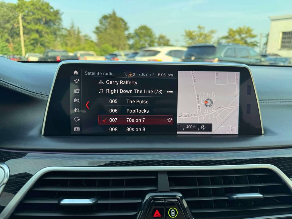 Used 2019 BMW 750i xDrive w/ Executive Package AWD/4WD image 30