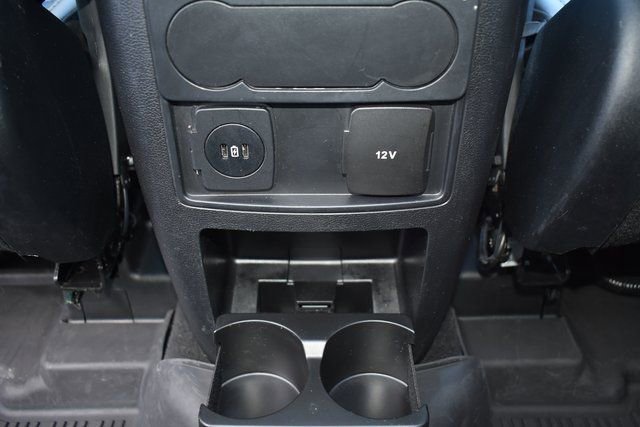 Used 2023 Ford Explorer XLT w/ Equipment Group 202A image 35