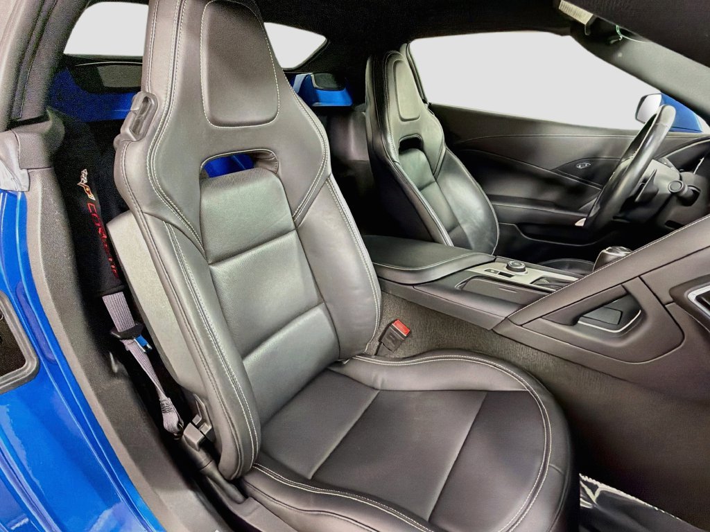 Used 2015 Chevrolet Corvette Stingray Convertible w/ Battery Protection Package RWD image 24