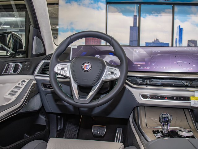 New 2026 BMW ALPINA XB7 AWD/4WD image 16
