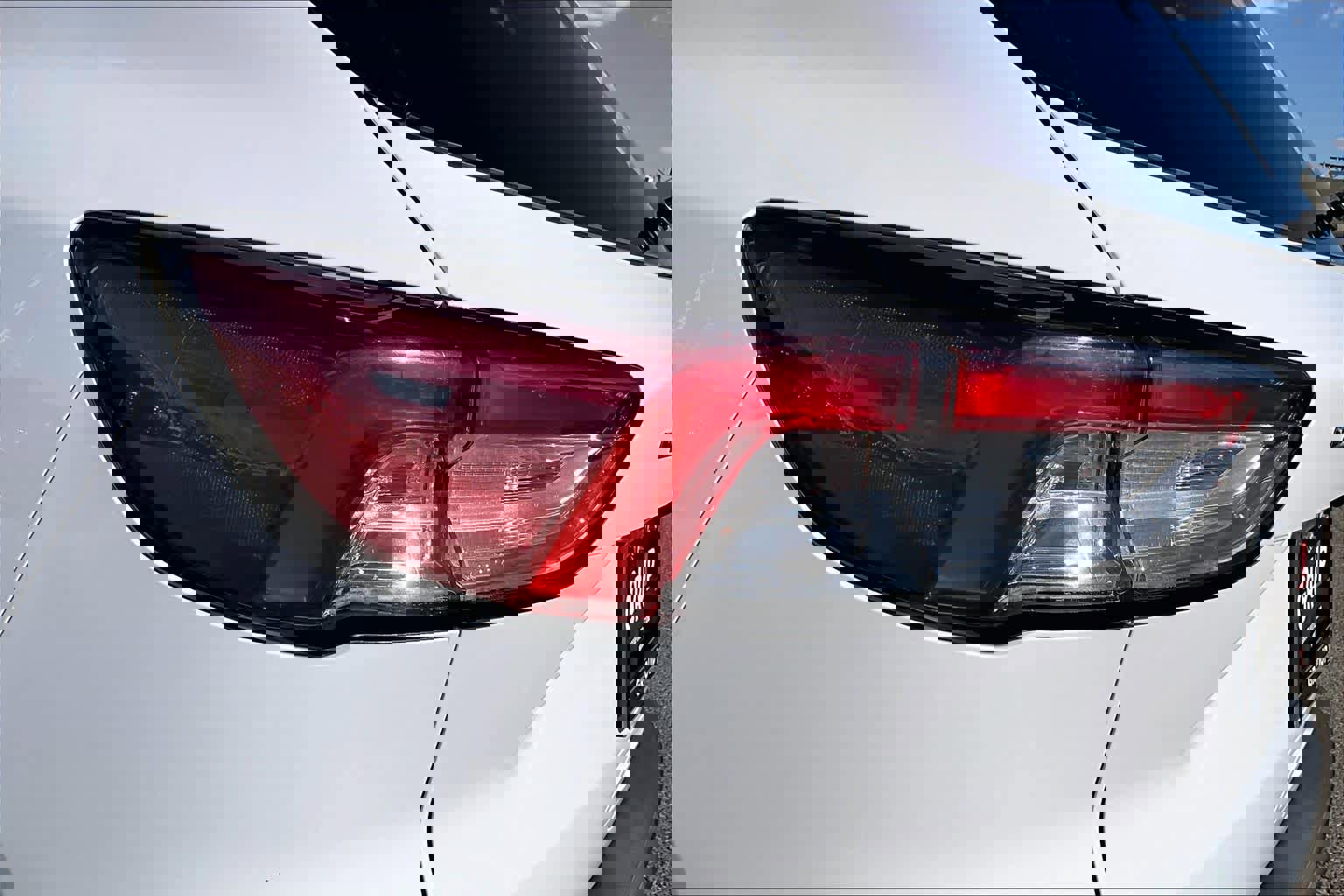 Used 2021 Ford Escape SEL image 28