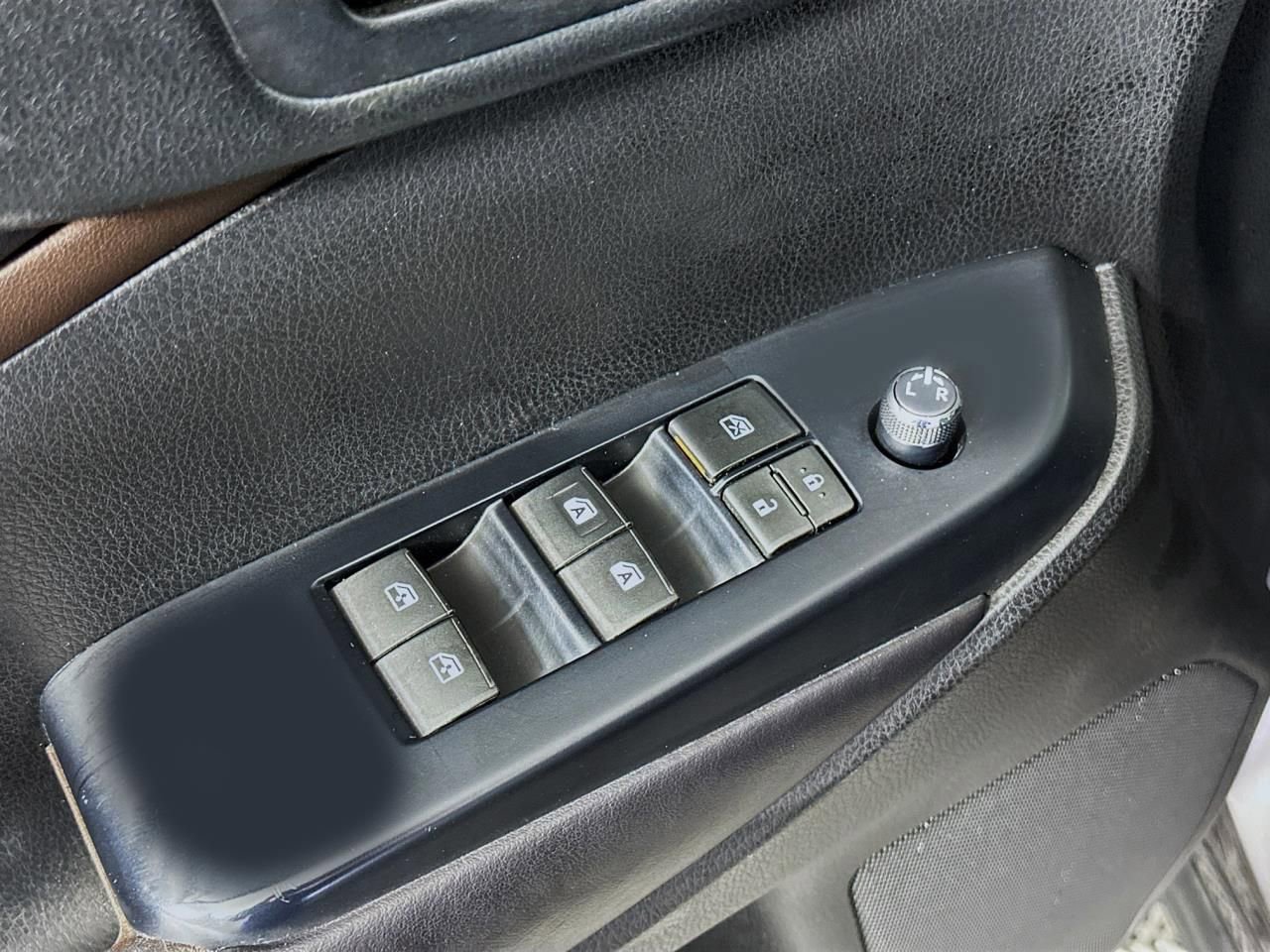 Used 2018 Toyota Highlander XLE image 21