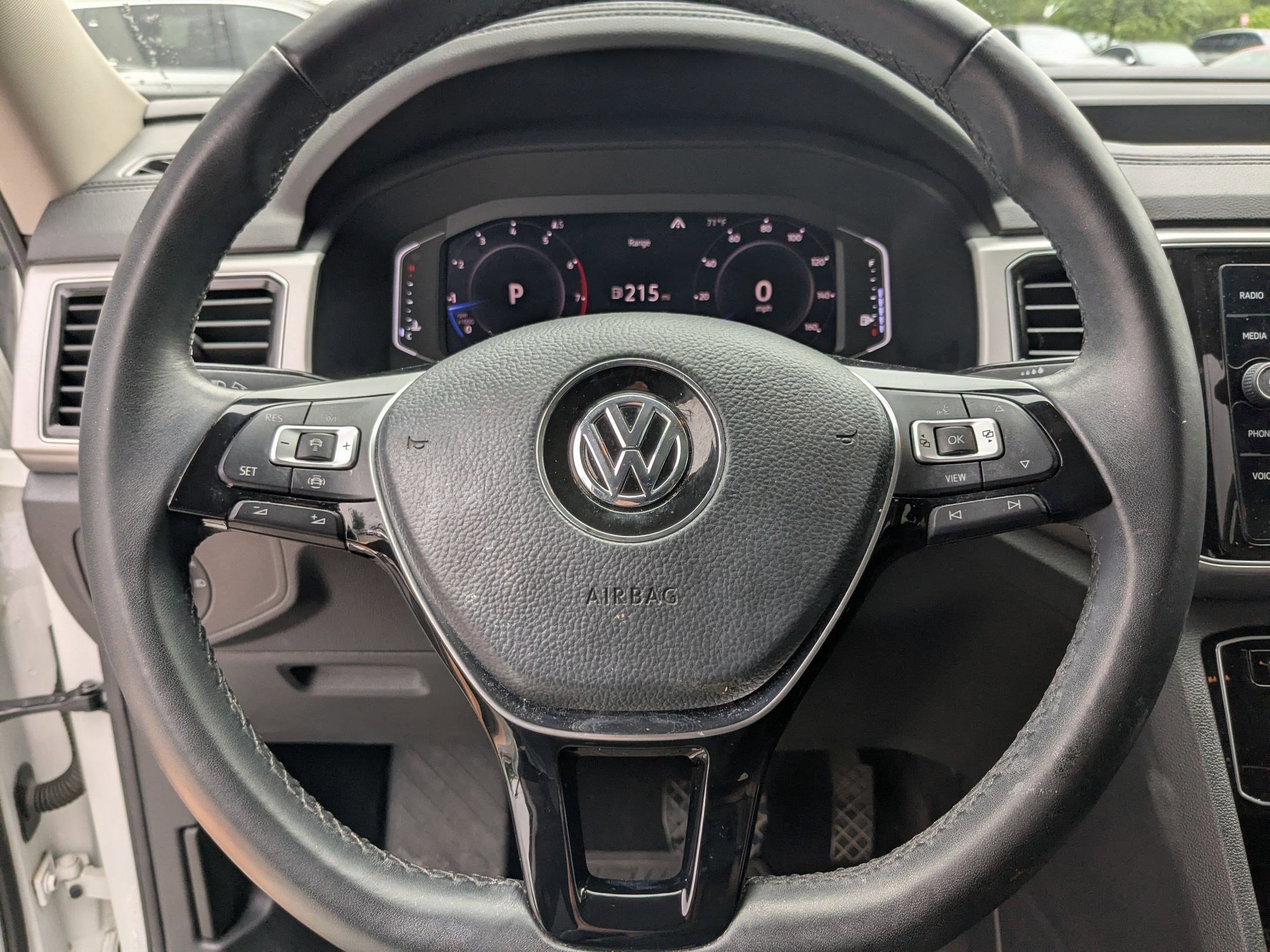 Used 2019 Volkswagen Atlas SEL Premium image 13