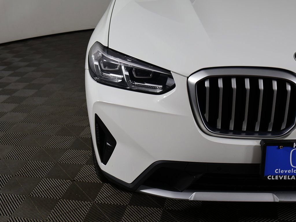 Used 2023 BMW X3 xDrive30i w/ Premium Essential Package image 14