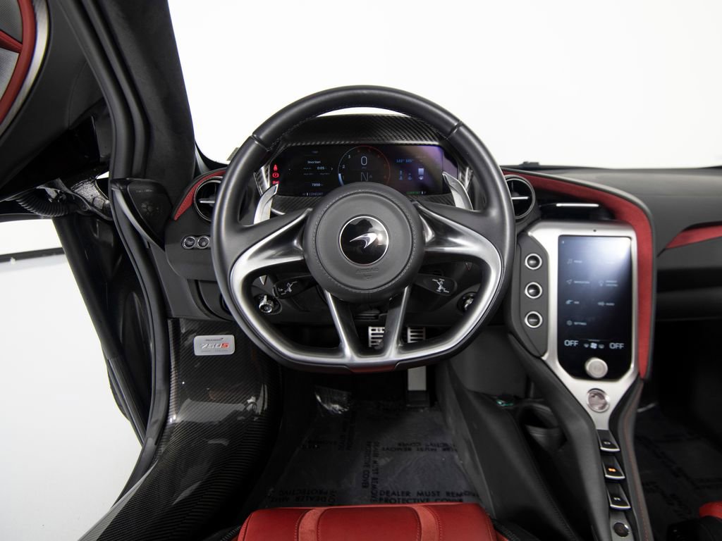 Used 2024 McLaren 750S Spider image 16