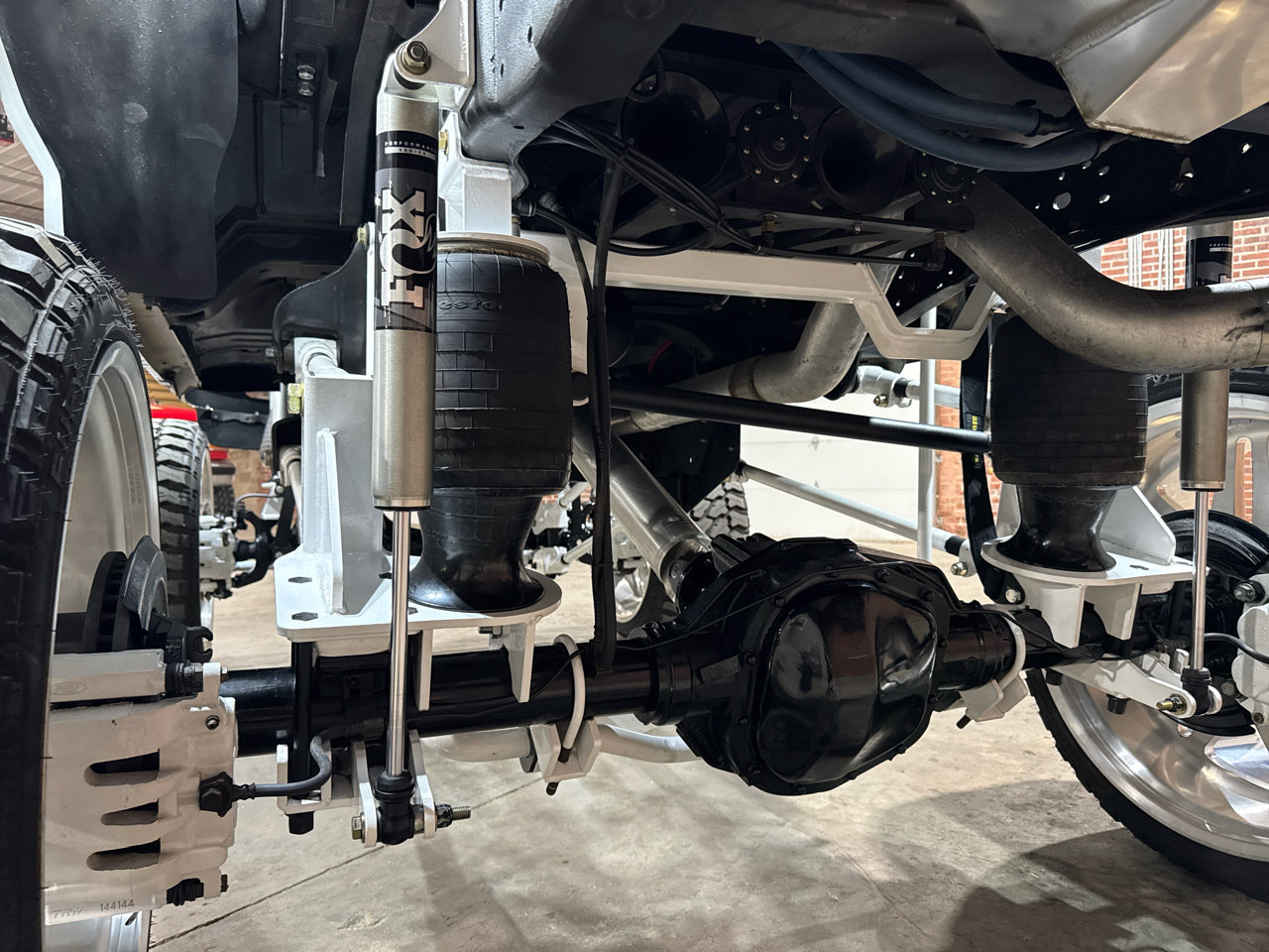 Used 1994 Ford Bronco XLT image 54