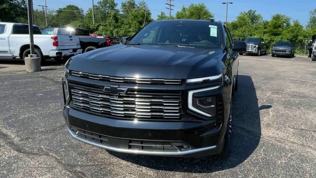 New 2026 Chevrolet Suburban High Country AWD/4WD image 5