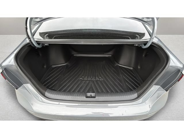 Used 2023 Honda Accord Sport image 32