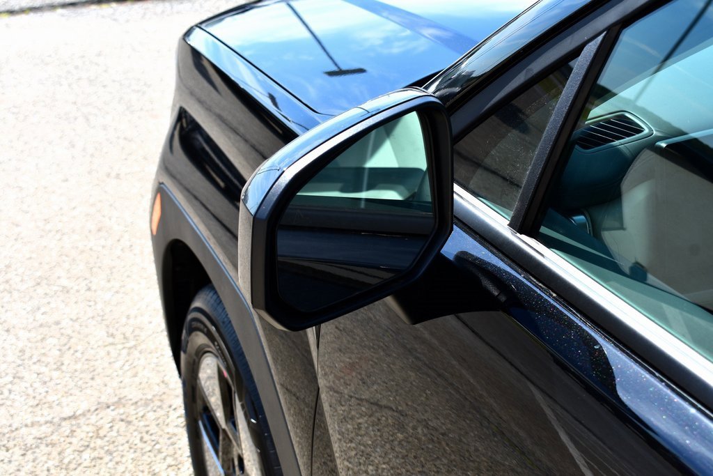 New 2026 Hyundai Santa Fe SE image 12