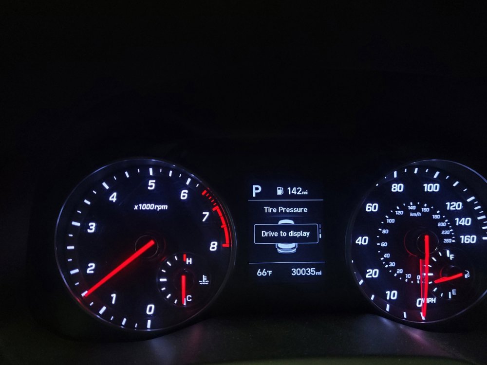 Used 2019 Hyundai Elantra Sport w/ Premium Package 03 image 23