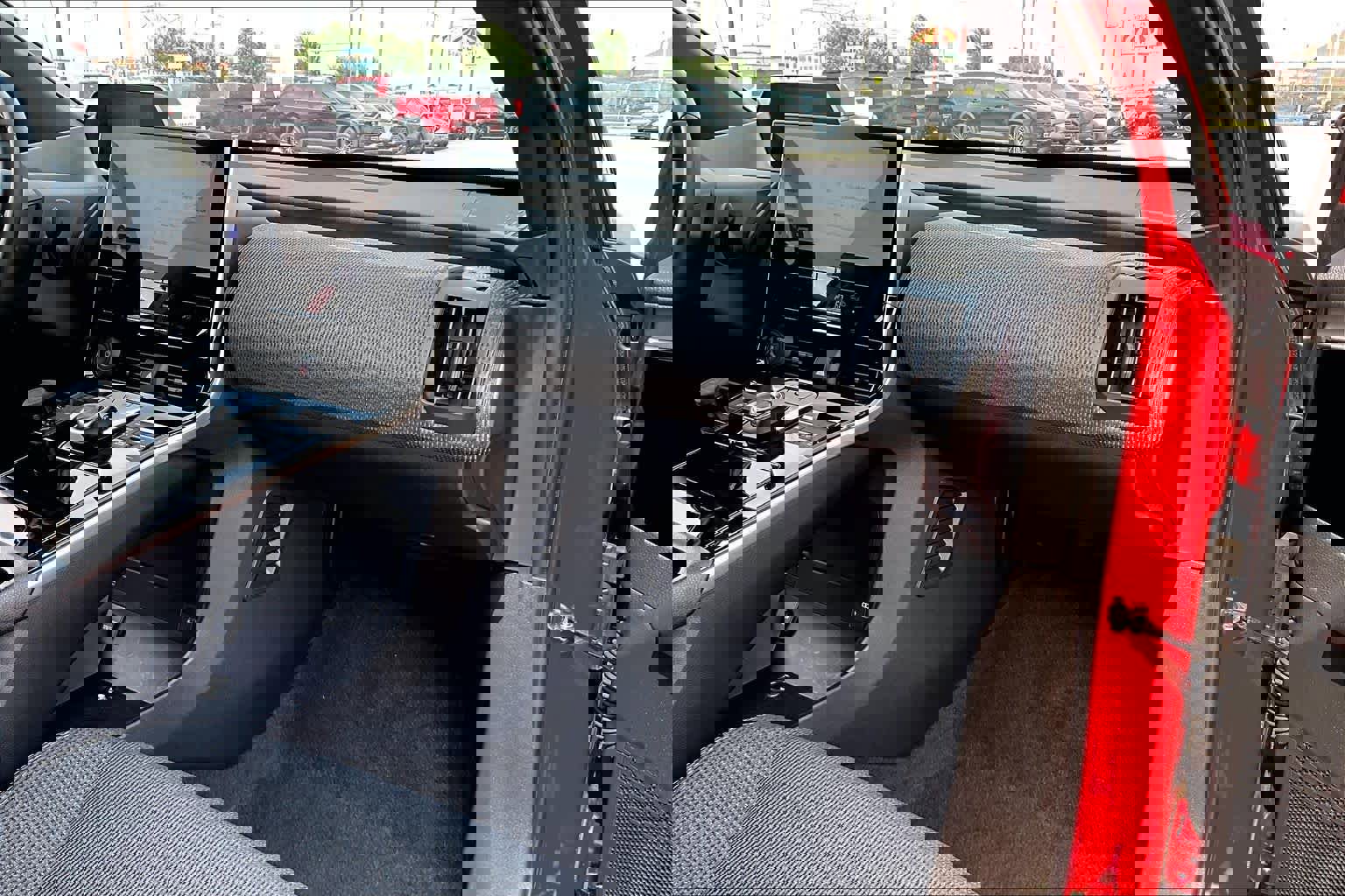 Used 2024 Toyota bZ4X XLE w/ Weather Package AWD/4WD image 17