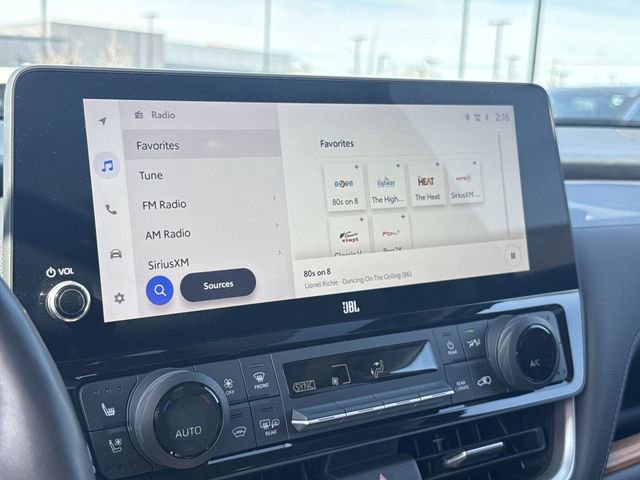 Used 2024 Toyota Grand Highlander XLE image 16