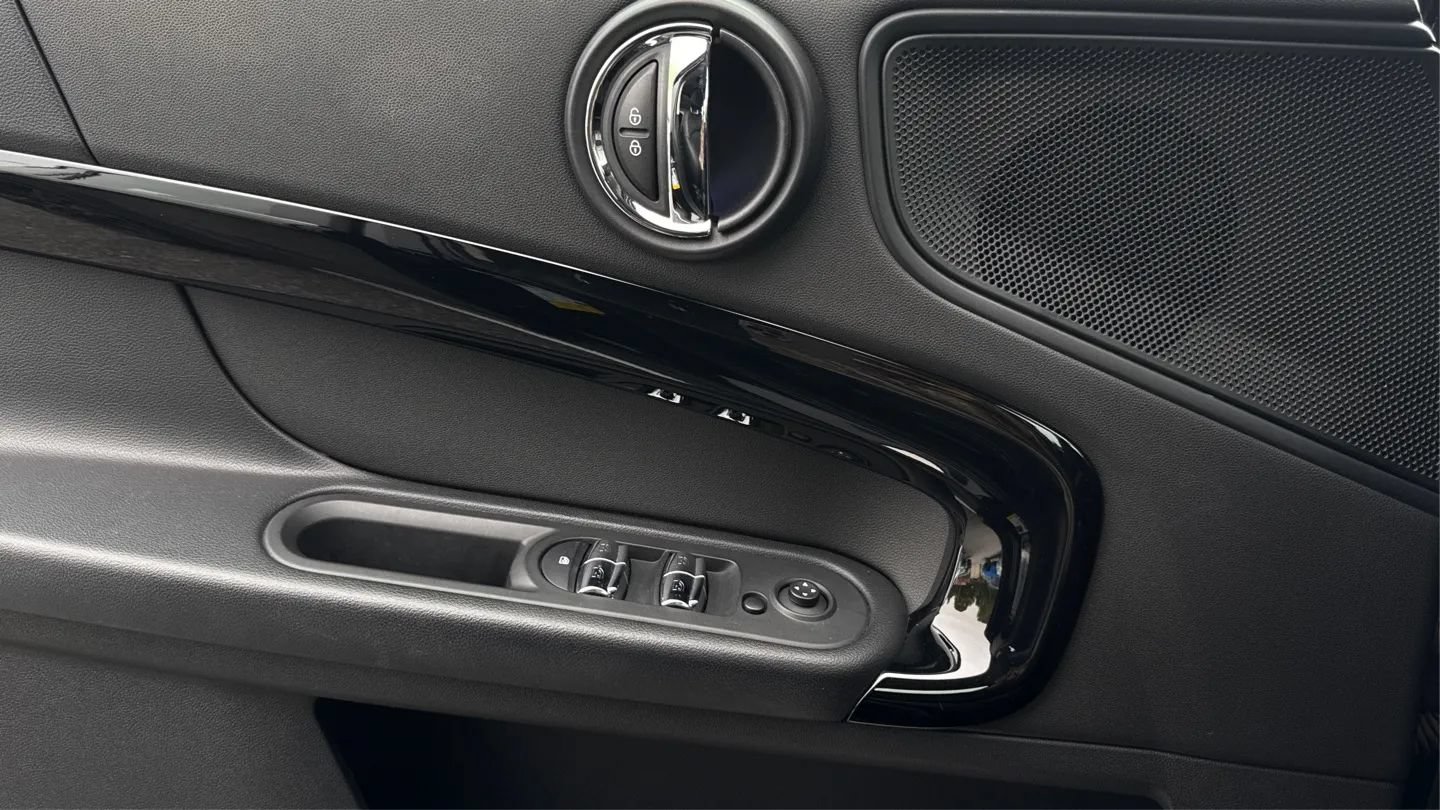 Used 2022 MINI Cooper Countryman S FWD image 38