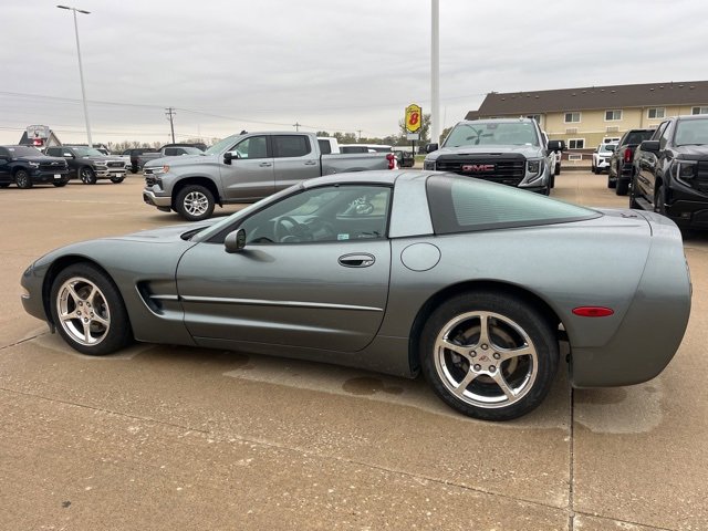 Used 2004 Chevrolet Corvette Coupe w/ Roof Package image 7