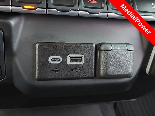 Used 2024 Chevrolet Silverado 2500 Custom w/ Custom Value Package image 26