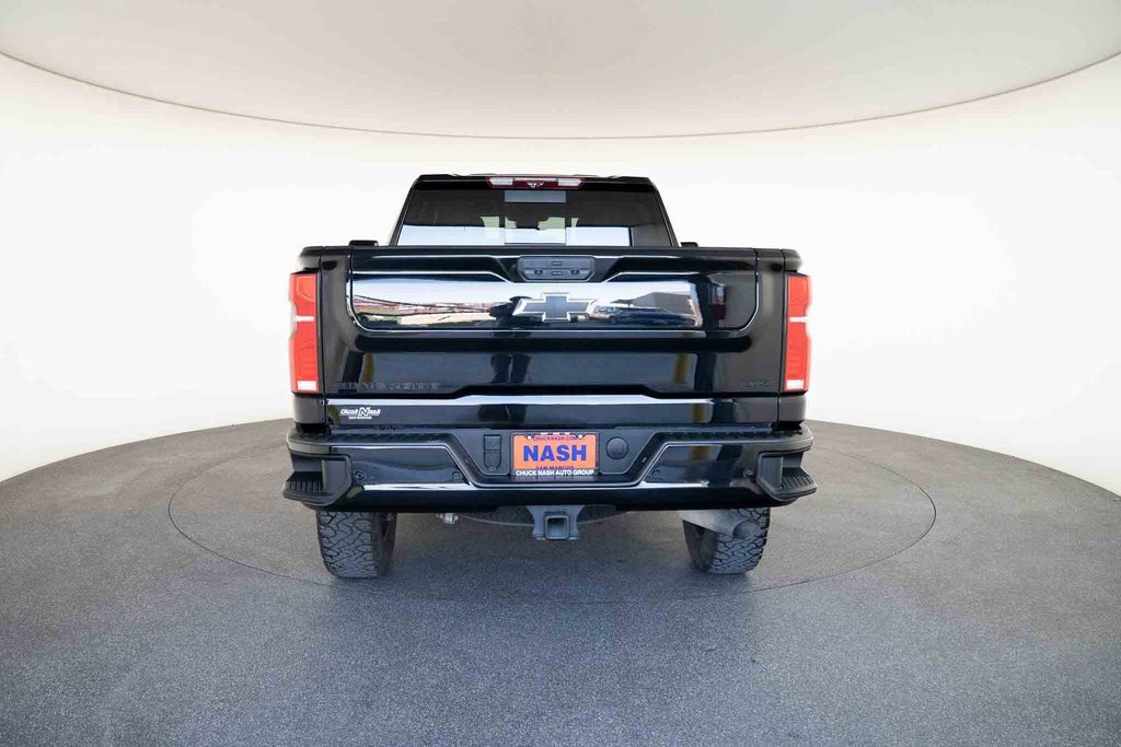 Used 2024 Chevrolet Silverado 2500 LTZ w/ LTZ Plus Package image 15