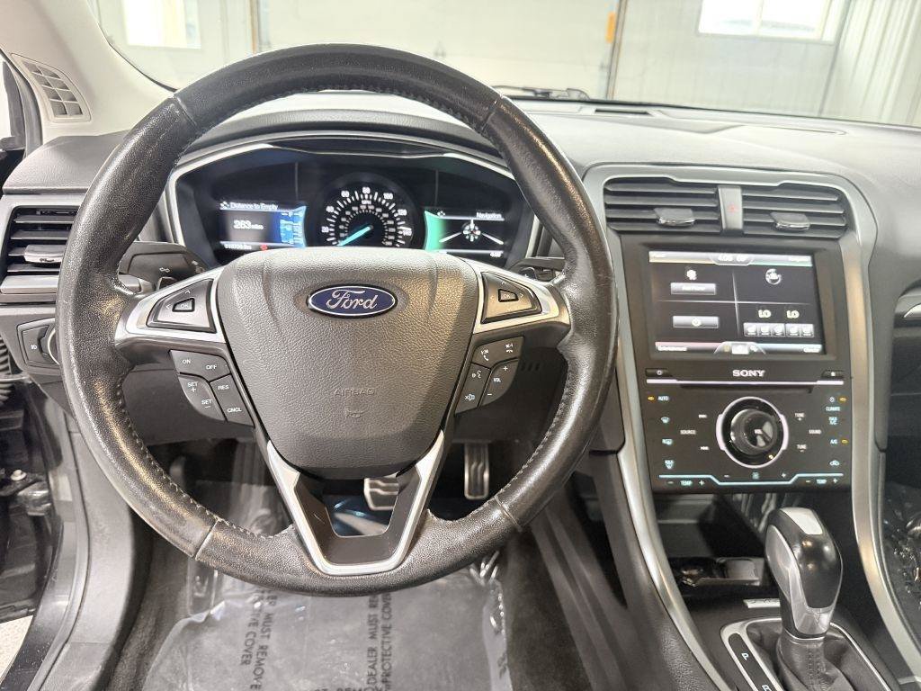 Used 2015 Ford Fusion Titanium FWD image 16