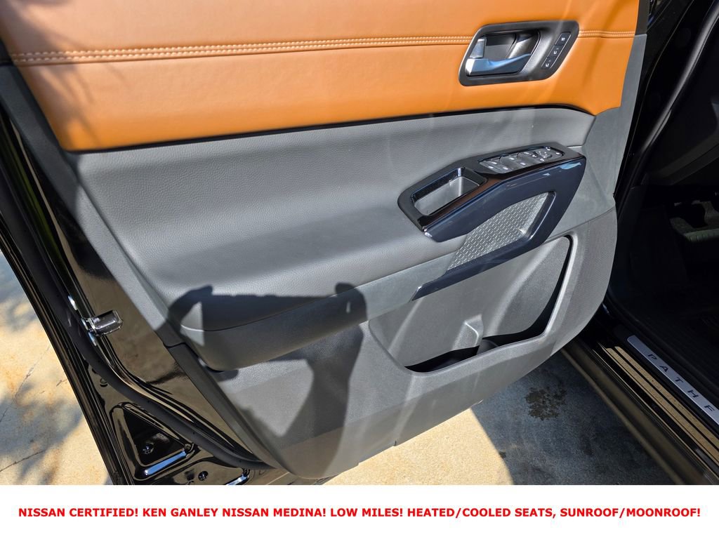 Certified 2026 Nissan Pathfinder Platinum w/ Cargo Package AWD/4WD image 41