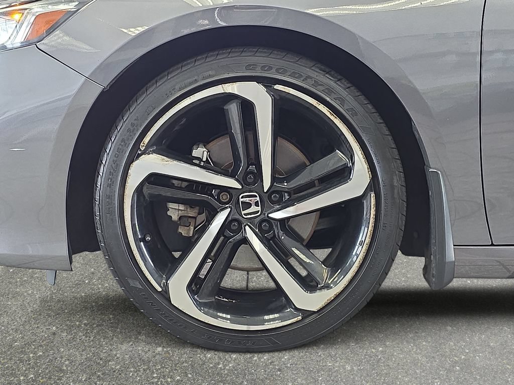 Used 2018 Honda Accord Sport image 31