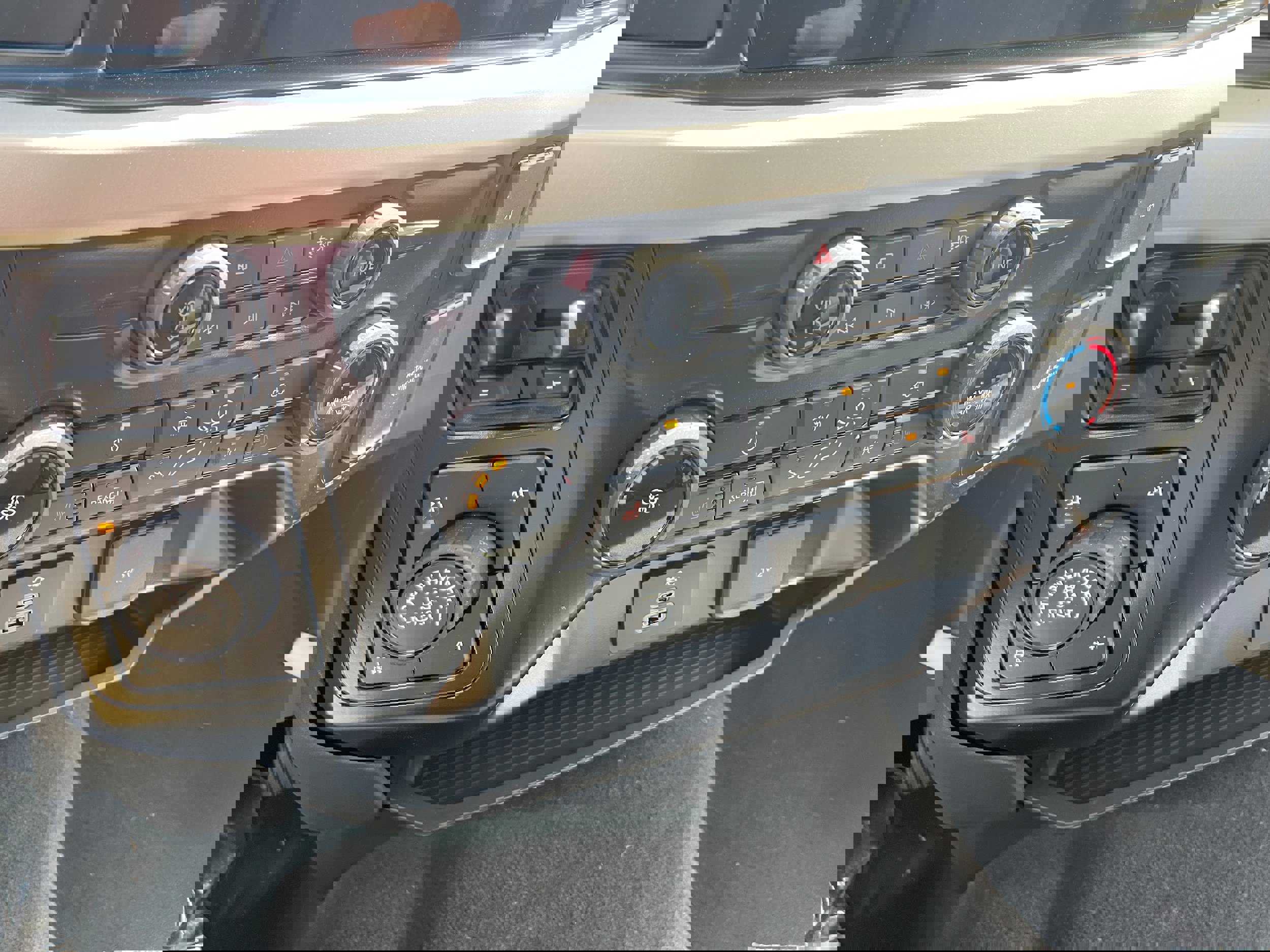 New 2026 Ford F250 XLT w/ XLT Premium Package image 17