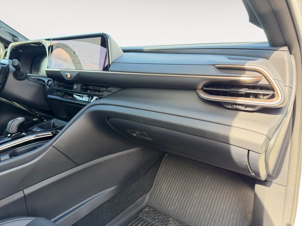 New 2026 Toyota Crown Platinum AWD/4WD image 26