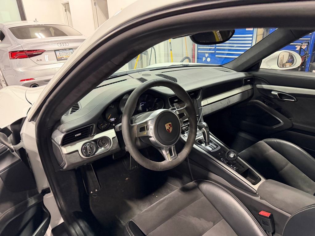Used 2014 Porsche 911 GT3 RWD image 14