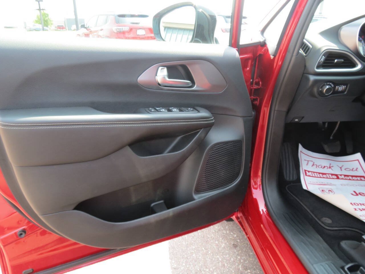 New 2026 Chrysler Voyager LX FWD image 9