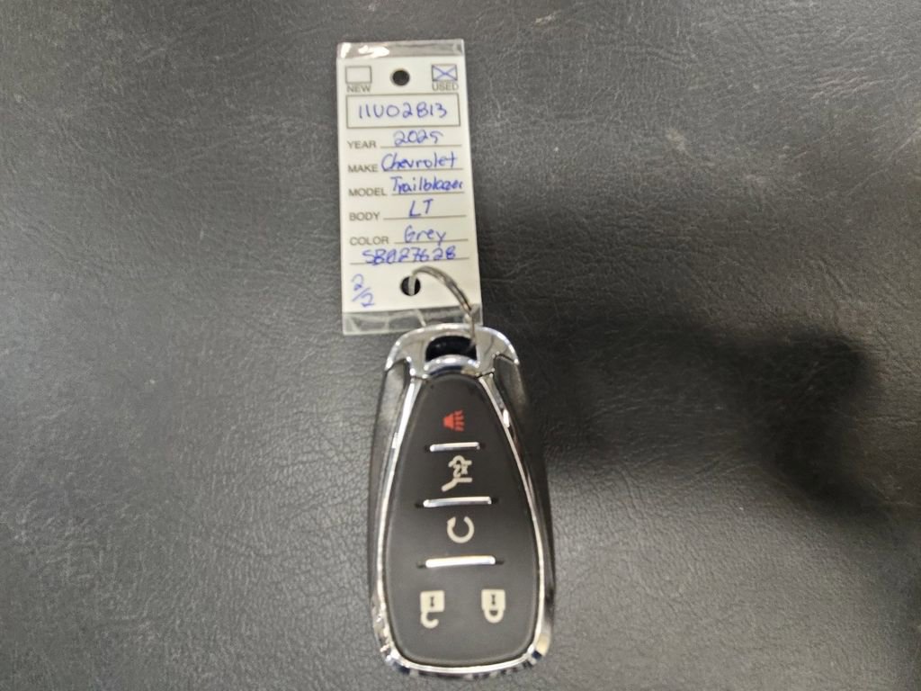 Certified 2025 Chevrolet TrailBlazer LT w/ Convenience Package image 32