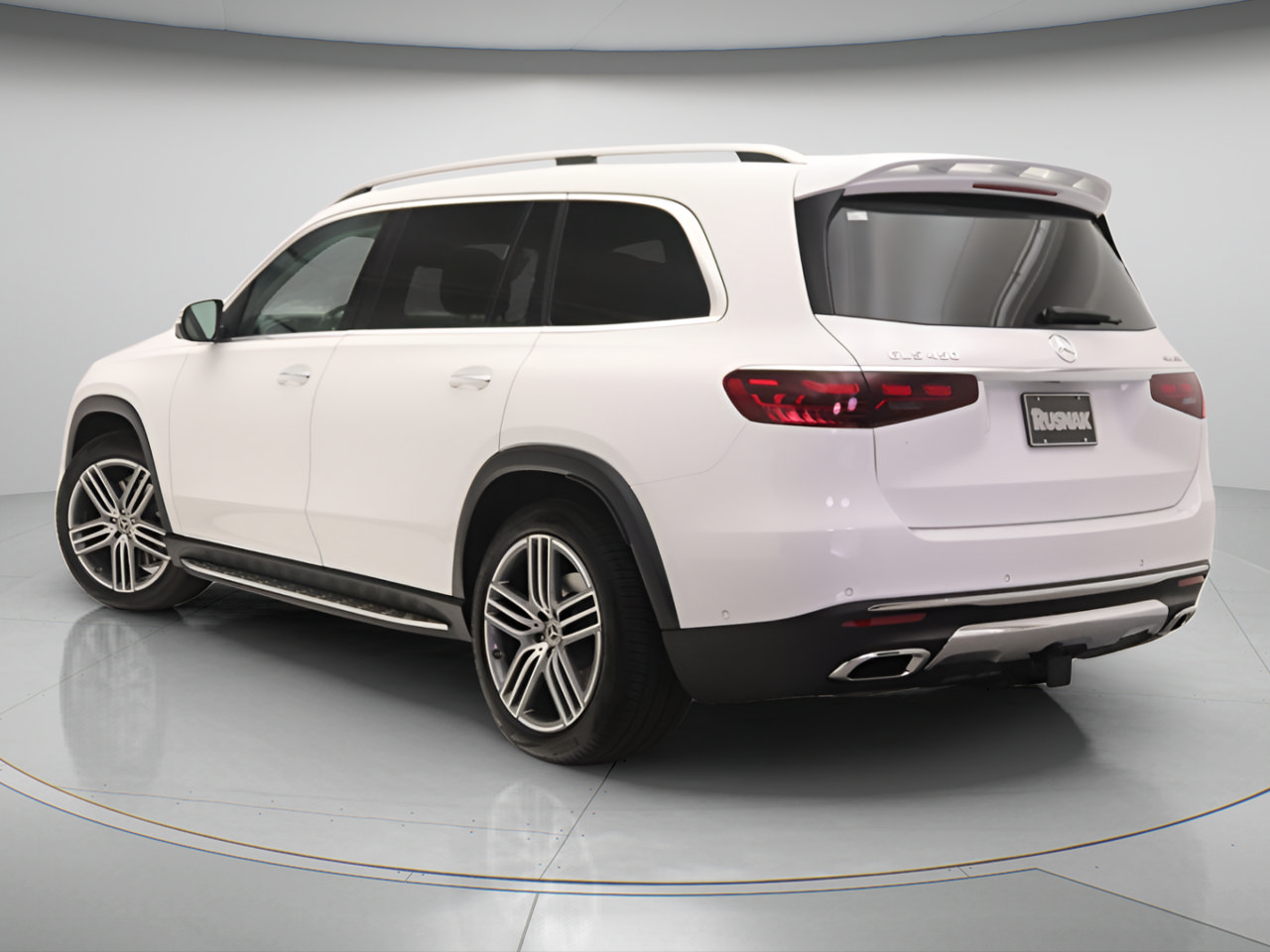 New 2026 Mercedes-Benz GLS 450 4MATIC image 2