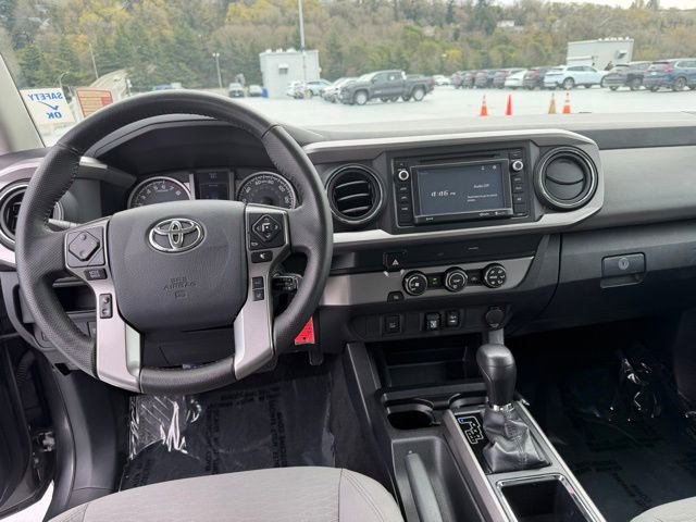 Used 2019 Toyota Tacoma SR5 RWD image 12