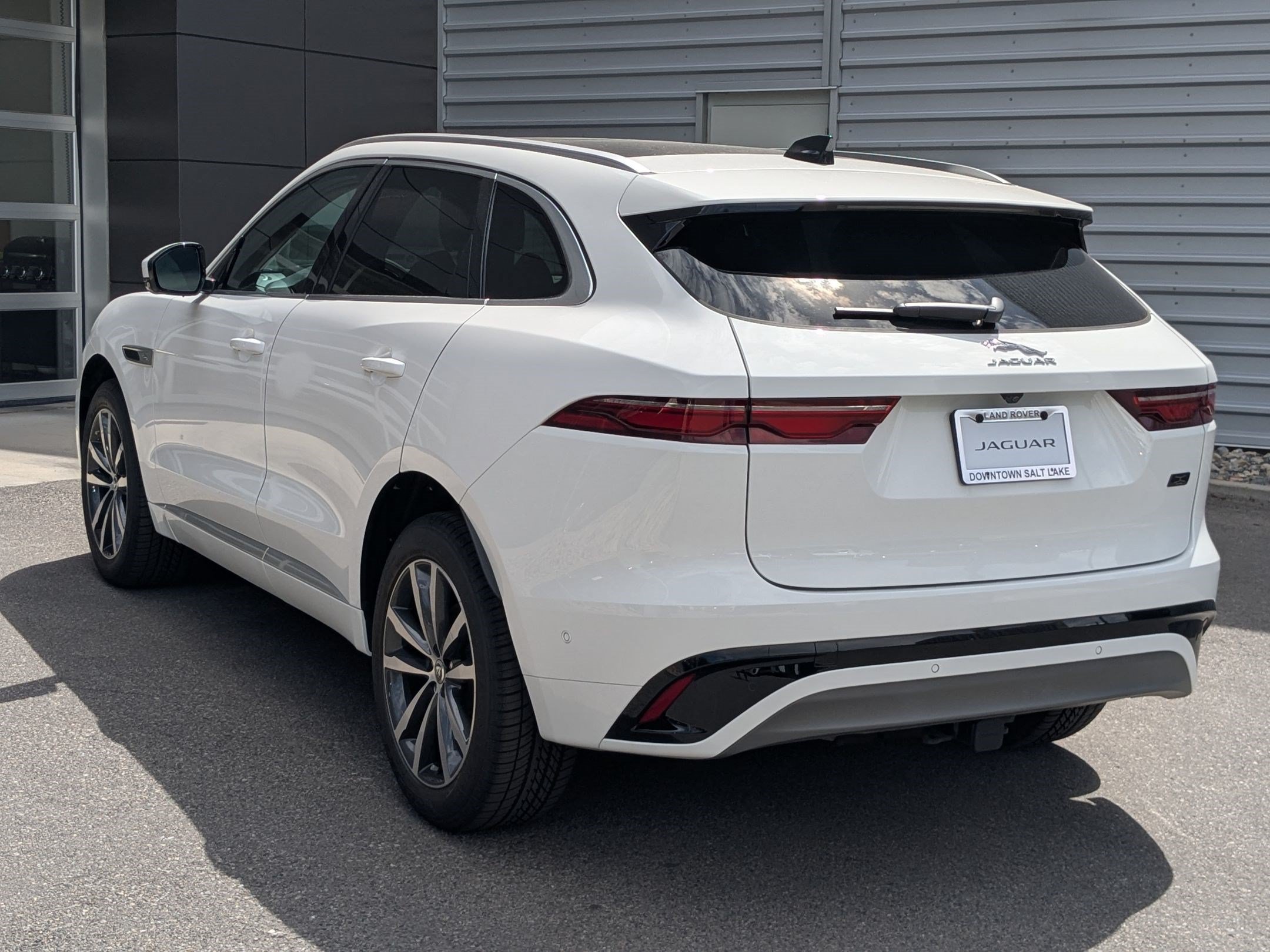 New 2026 Jaguar F-PACE R-Dynamic S AWD/4WD image 7