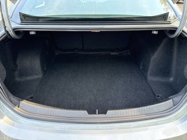 Used 2024 Chevrolet Malibu LT image 23