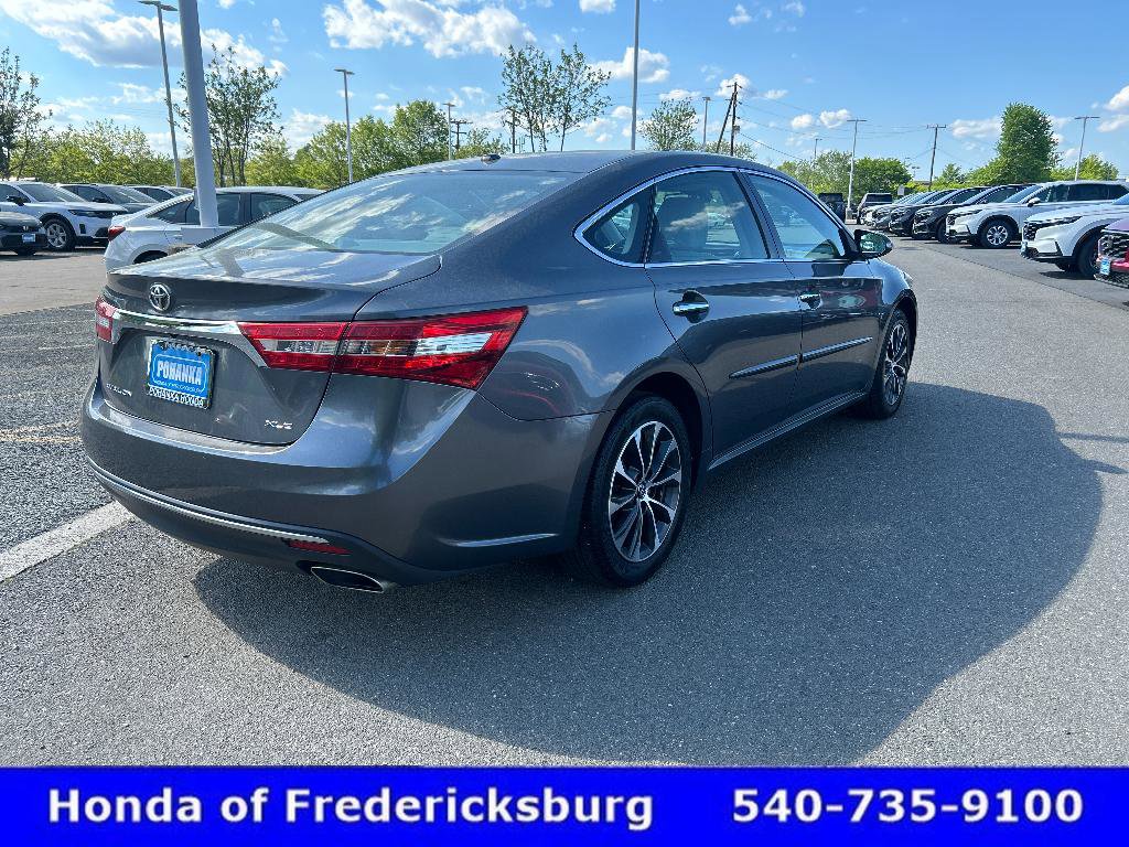 Used 2018 Toyota Avalon XLE Premium w/ All Weather Liner Package image 6