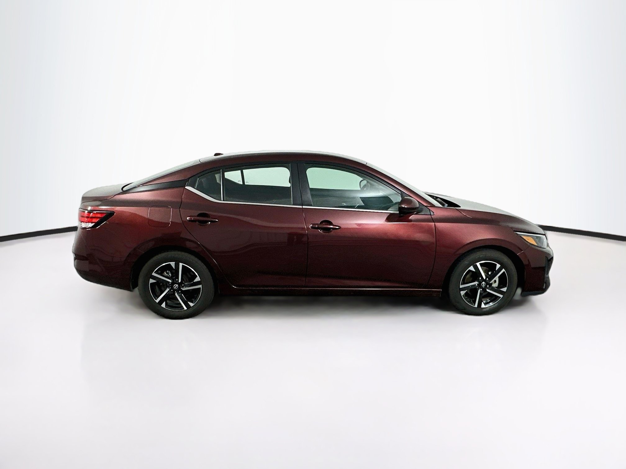 Used 2025 Nissan Sentra SV FWD image 10