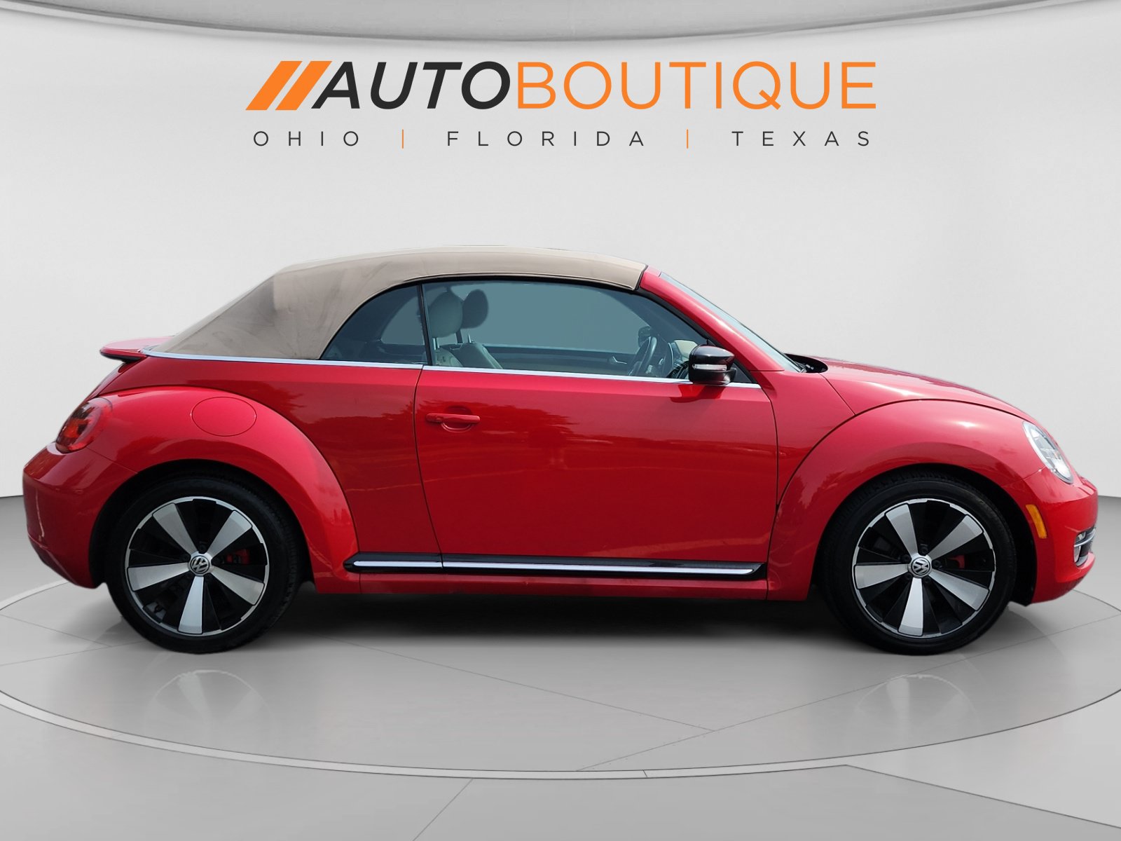 Used 2013 Volkswagen Beetle 2.0T FWD image 6