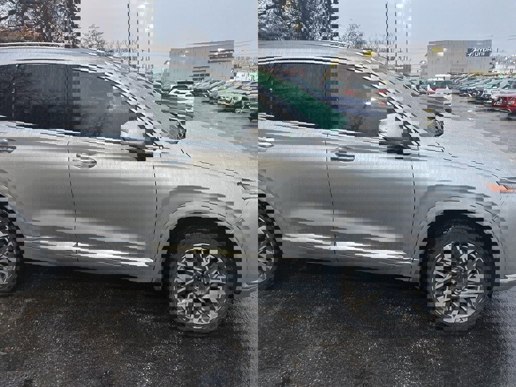 Certified 2023 Hyundai Santa Fe Calligraphy image 2