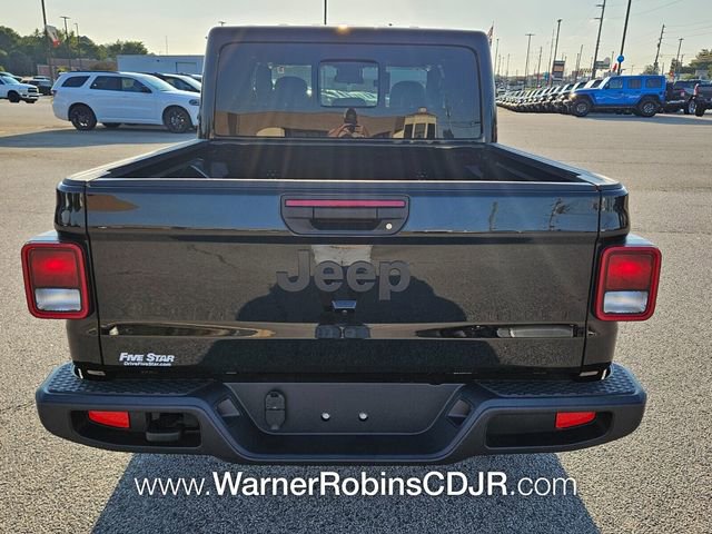 New 2025 Jeep Gladiator Sport image 9