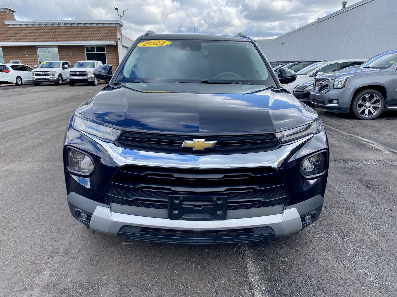 Used 2021 Chevrolet TrailBlazer LT w/ Convenience Package FWD image 34
