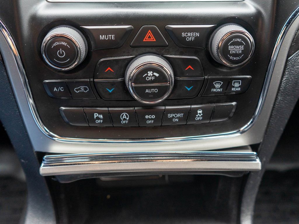 Used 2018 Jeep Grand Cherokee Altitude image 28