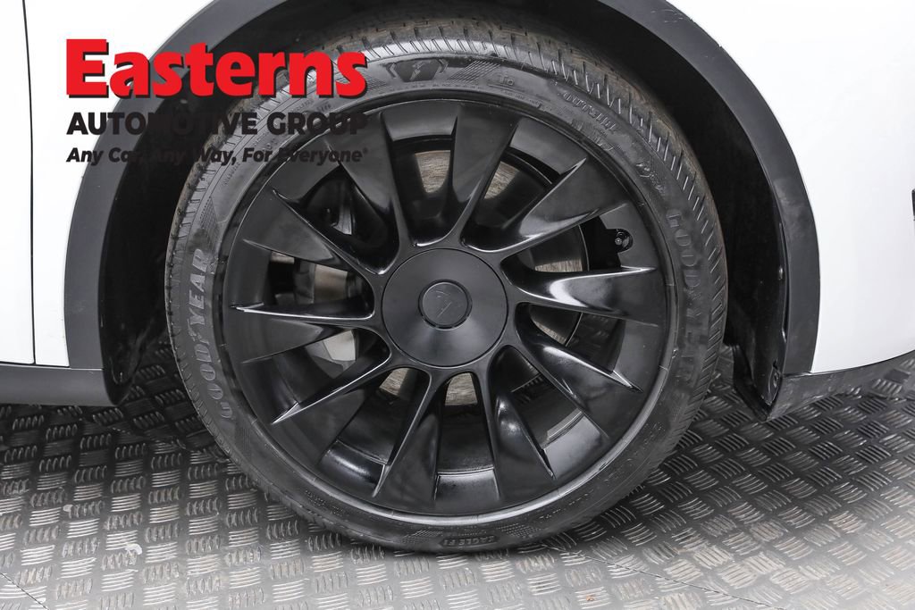 Used 2023 Tesla Model Y Long Range image 28
