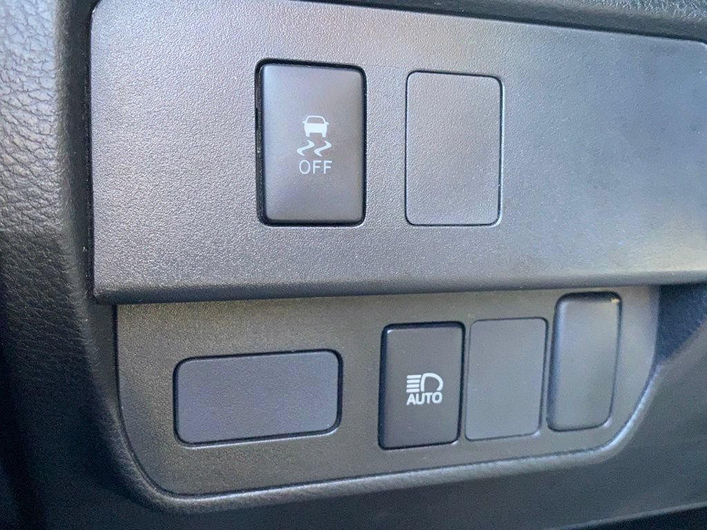 Used 2022 Toyota Tacoma SR w/ SX Package RWD image 24