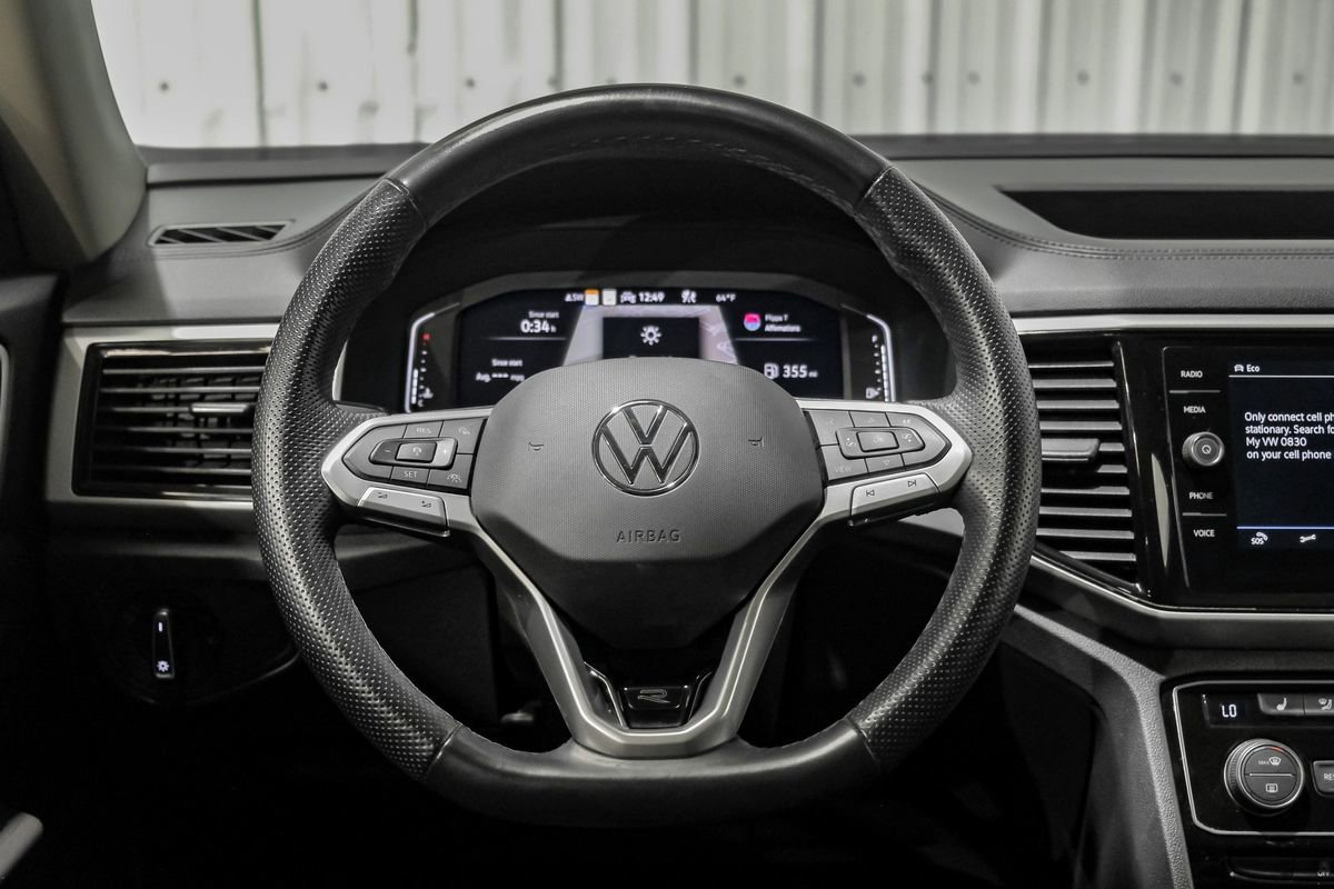 Used 2023 Volkswagen Atlas SEL R-Line image 15