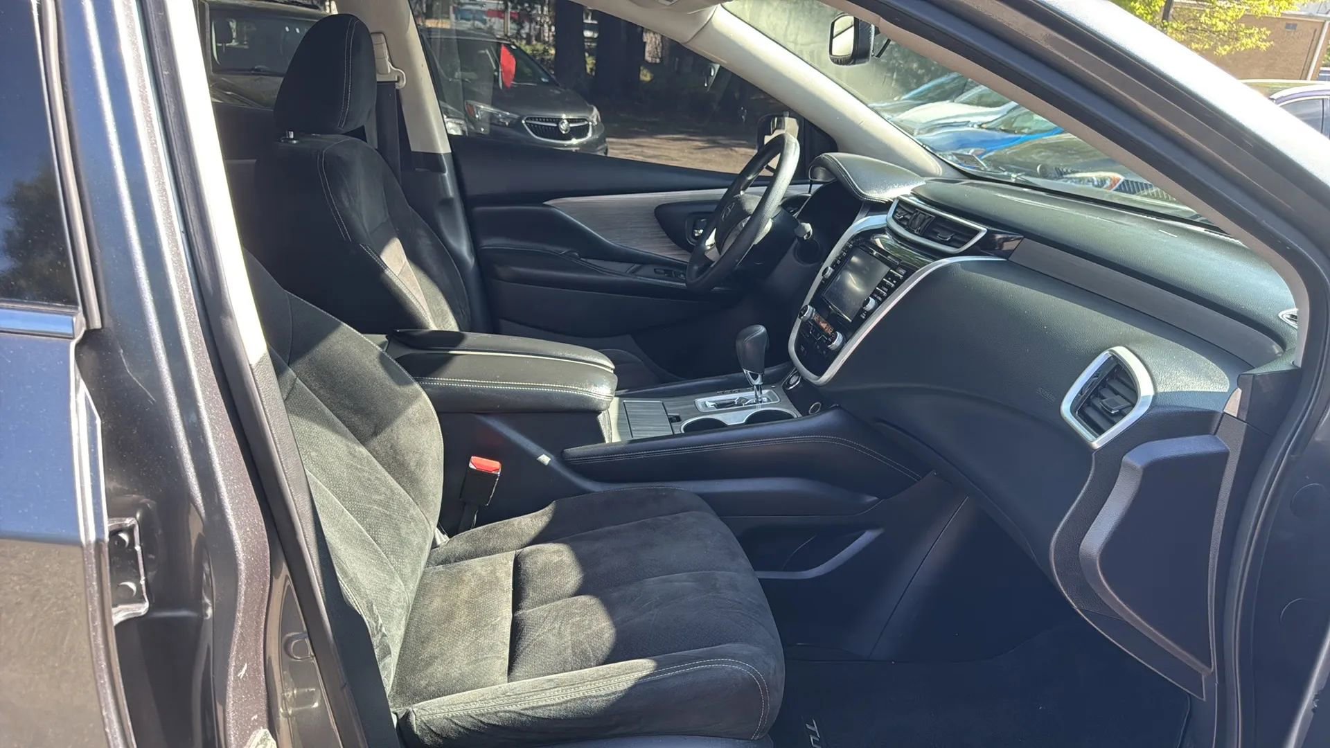 Used 2015 Nissan Murano S w/ Navigation Package image 12