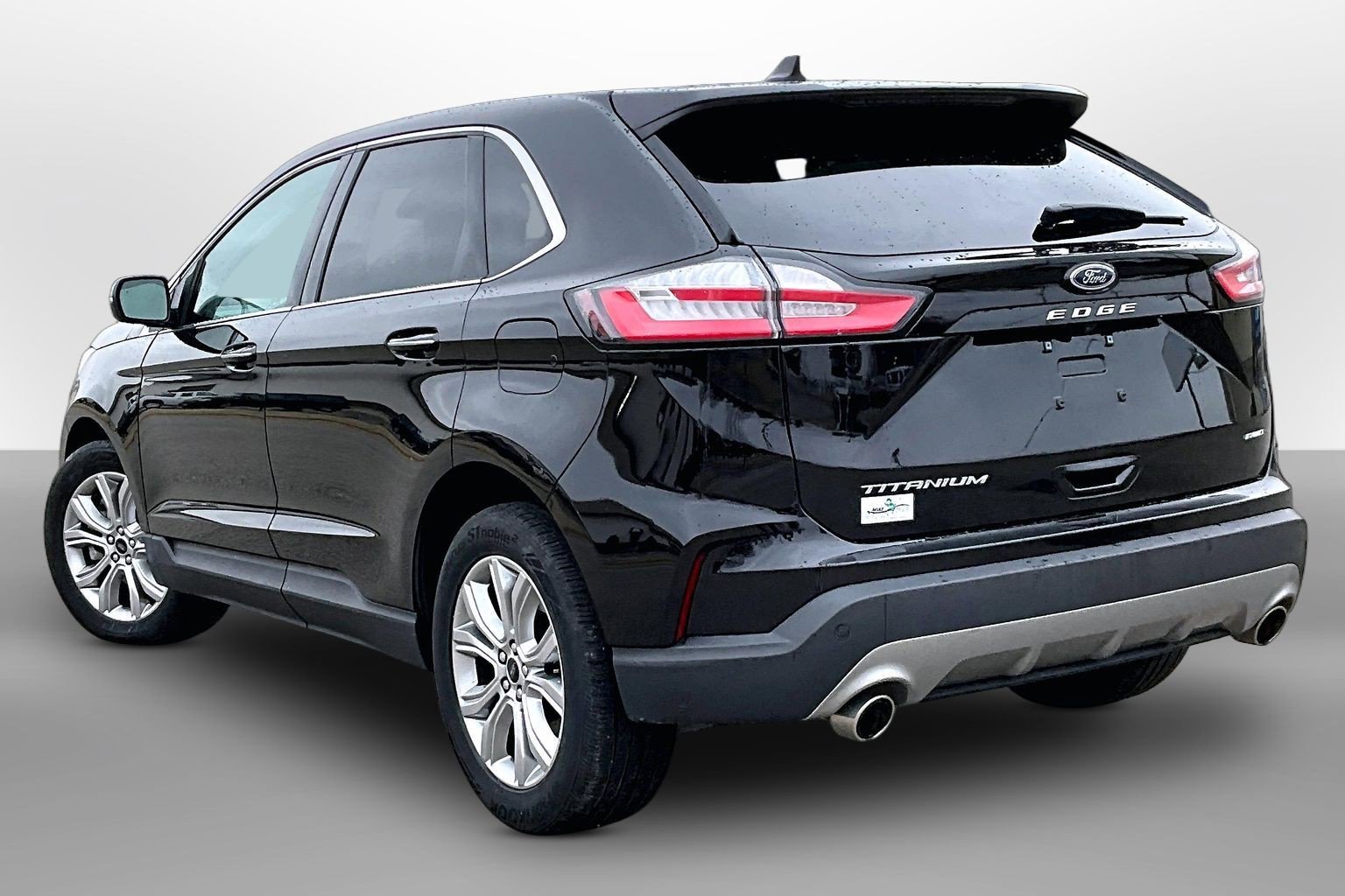 Used 2024 Ford Edge Titanium AWD/4WD image 10