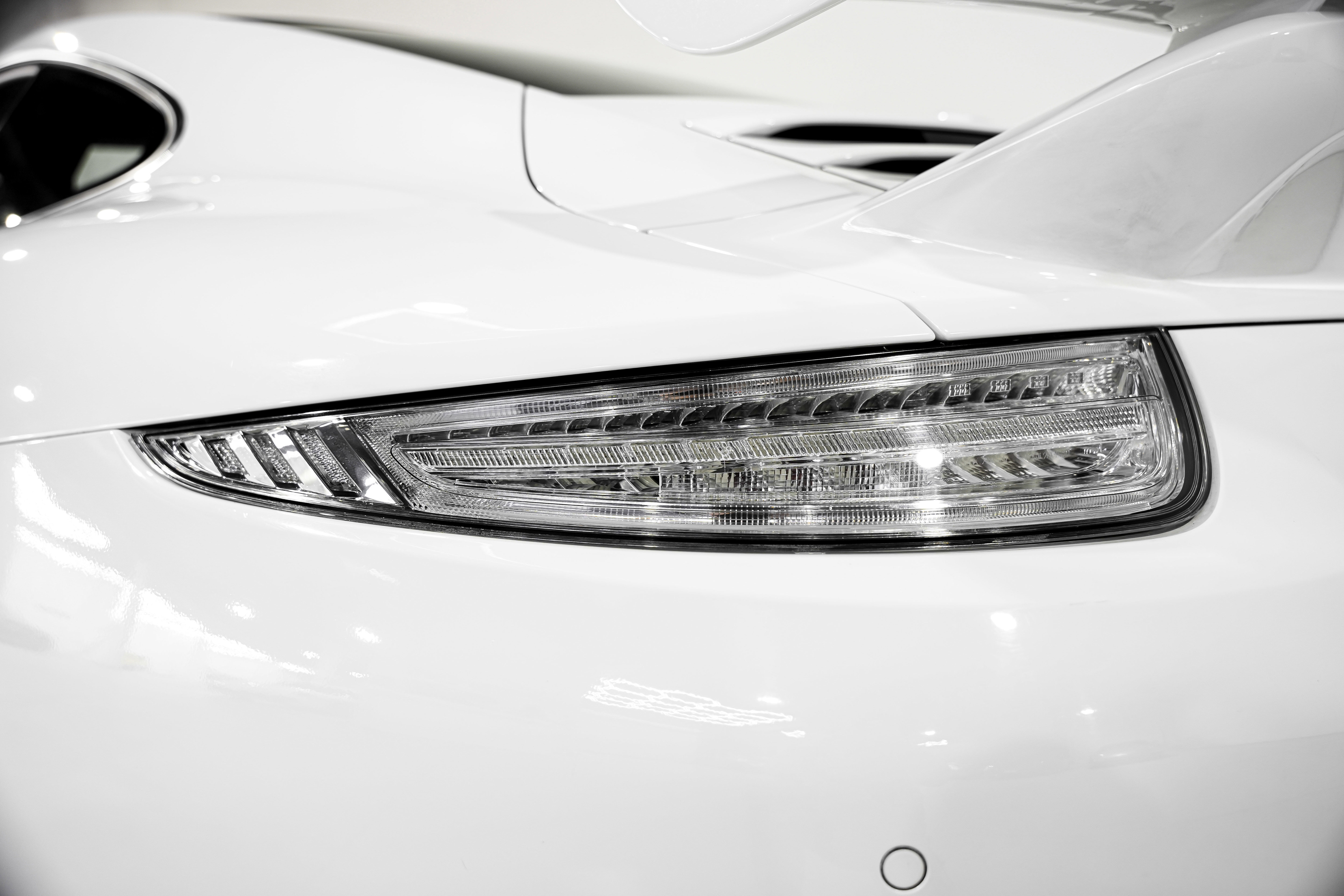 Used 2014 Porsche 911 Carrera image 34