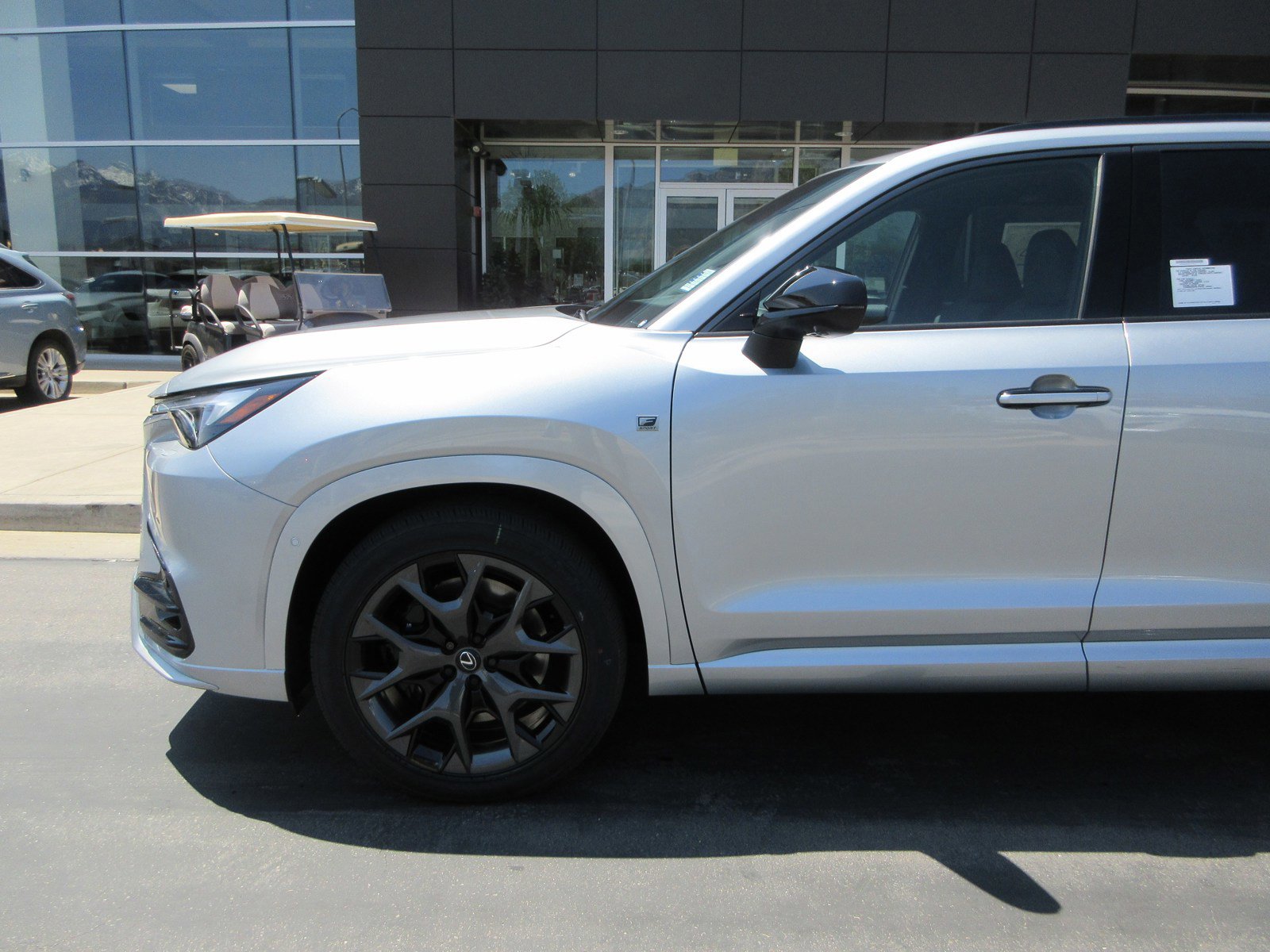 New 2026 Lexus TX 500h AWD image 2