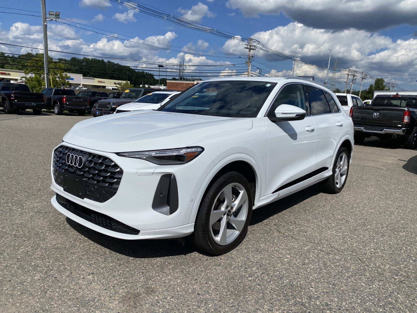 Used 2025 Audi Q5 Premium Plus AWD/4WD image 8